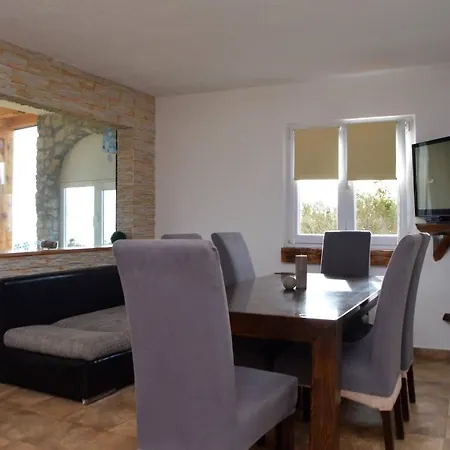 Spacious Robinson House Paloma Blanca, Sleeps 8 아파트