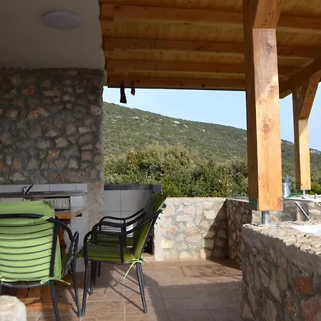 Apartamento Spacious Robinson House Paloma Blanca, Sleeps 8 *