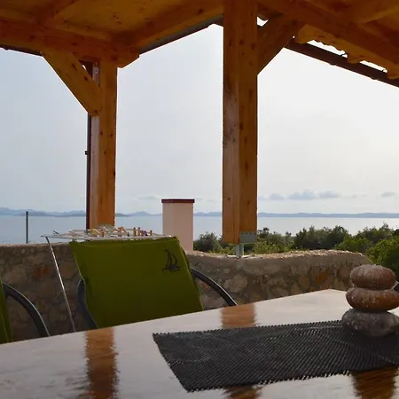 Spacious Robinson House Paloma Blanca, Sleeps 8 Apartmán